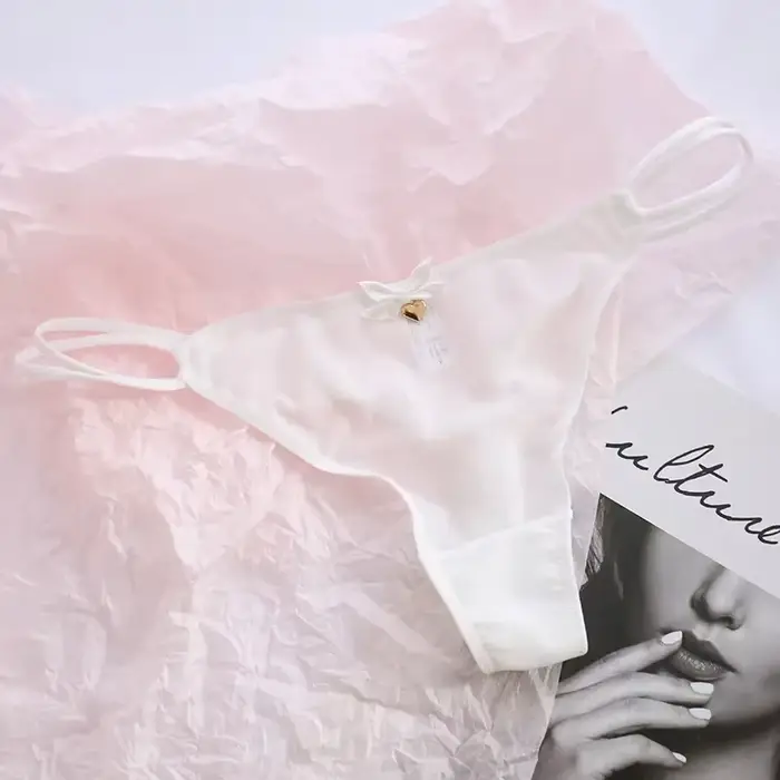 Culotte Sexy taille basse transparente, sous-vêtement en maille avec motifs de fraises et de cerises