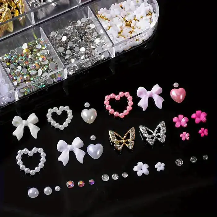Strass pour ongles en alliage mixte, 12 grilles, nœud papillon, Mini fleur, gemmes, perles, cœur, dé