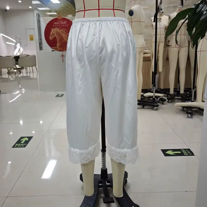 Culottes amples mi-mollet style Cottagecore vintage pour femme, avec dentelle Coquette, pantalon Capri taille élastique, vêtements de détente et de nuit