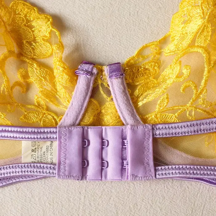 Romantické dámské spodní prádlo, jemná výšivka, síťovina průhledný, sexy spodní prádlo, kontrastní souprava, luxusní spodní prádlo pro ženy