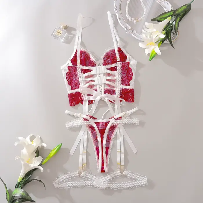 Ellolace odvážné fantazie Spodní prádlo žena delikátní intimní luxusní krajka-up mládež Sexy oblečení srdce Valentine sety exotické