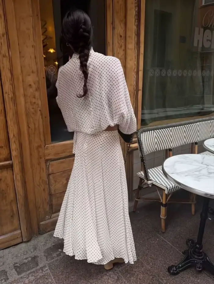Ensemble jupe et chemisier à pois pour femme ETJ, collection Printemps 2026, col montant, manches ch