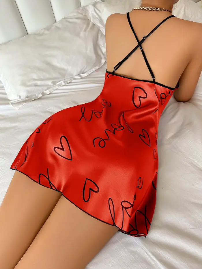 Polyesterová noční košile se sexy designem a romantickými detaily pro ženy pohodlí a eleganci chladné noci a zvláštní příležitosti