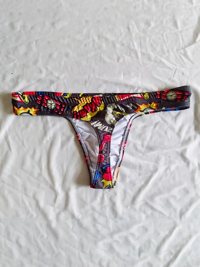 Hommes Pop Art dessin animé imprimé taille basse Sexy Bikini string maillots de bain plage slip de b