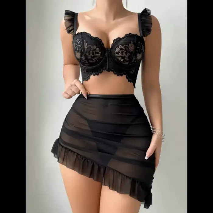 Ensemble de lingerie rouge à volants en dentelle pour femme, mini-jupe froncée en maille, deux pièces, vêtements de nuit boudoir