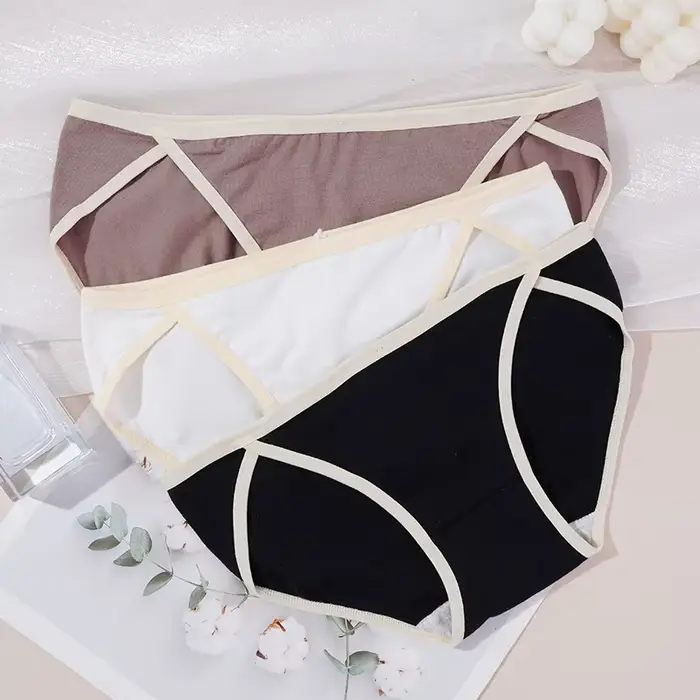 Culotte en coton pour femmes, slip Sexy, taille basse, respirant, nouveau sous-vêtements, Design fendu, Lingerie douce