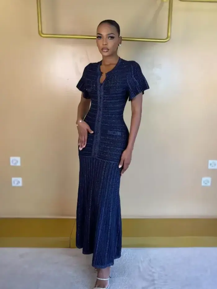 Robe midi vintage texturée à sequins, manches courtes, boutonnée sur le devant, ourlet plissé, pour 