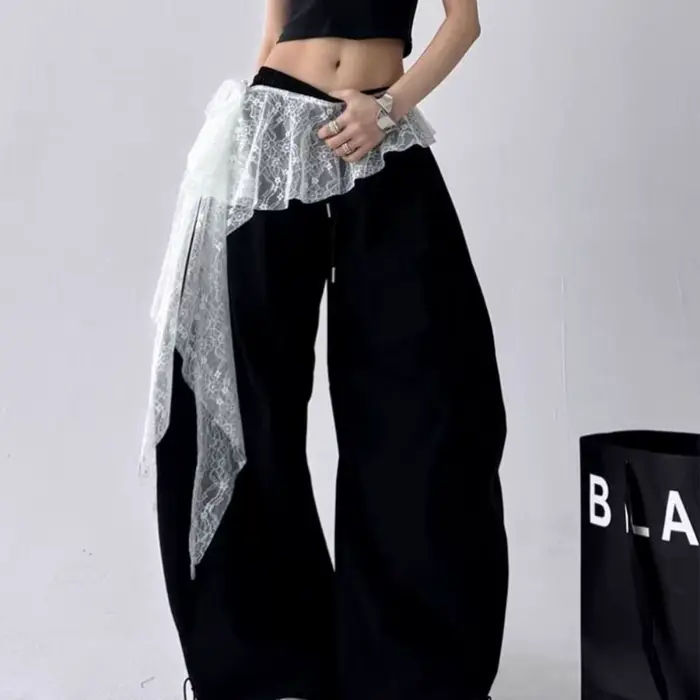 Jeans pantalons décor brodé fleur dentelle Mini jupe irrégulière voir à travers des jupes froncées t