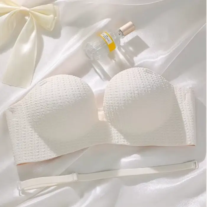 Stylová a pohodlná dámská push-up podprsenka pro malá prsa zvyšující bezdrátový objem a nastavitelný ramínko pro každodenní i speciální příležitosti