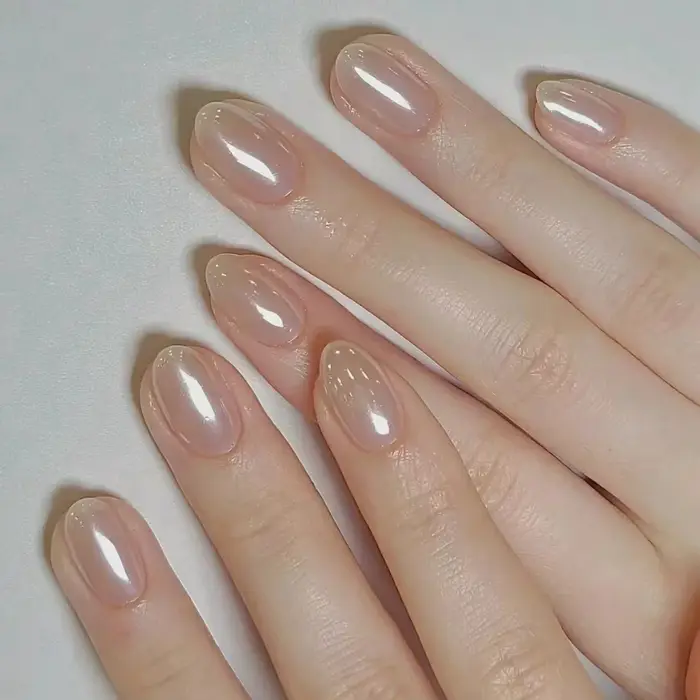 10 ks ručně lisovaných nehtů v nude odstínu