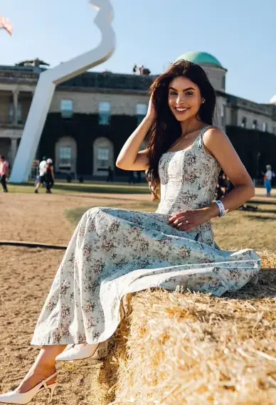 Suninheart letní elegantní šaty se šněrováním 2025 novinky květinový potisk midi