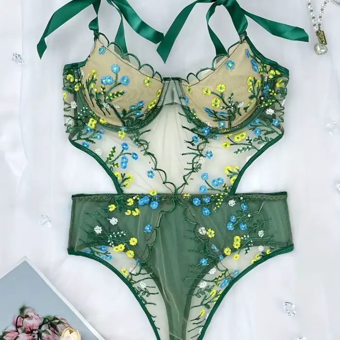 Dámské spodní prádlo podprsenka a kalhotky set sexy