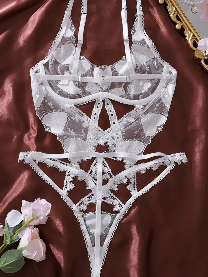 Dámské průhledné síťované body s vyšíváním srdce, prolamované výřezy, tenké a prodyšné, sexy a opláštění spodní prádlo, noční prádlo