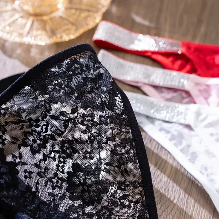 Krajkové kalhotky pro ženy, květinový vzor, bikiny styl, sexy otevřené spodní prádlo, pohodlné a prodyšné, velké velikosti, trendy