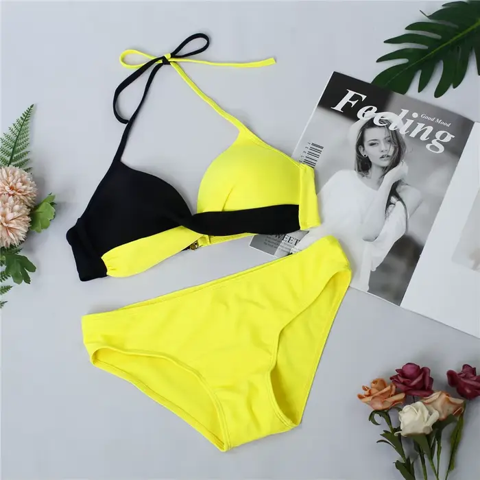 Bikini Push Up Žena Styl Mladý Brazilský Plavky Nízký pas Pláž a příležitostné příležitosti