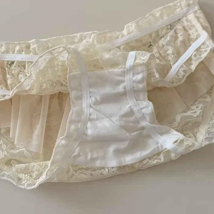 Culottes triangulaires transparentes pour femmes, micro-lingerie, sous-vêtements féminins à fleurs en dentelle, lingerie sexy pour femmes, ensemble de culottes, lot de slips