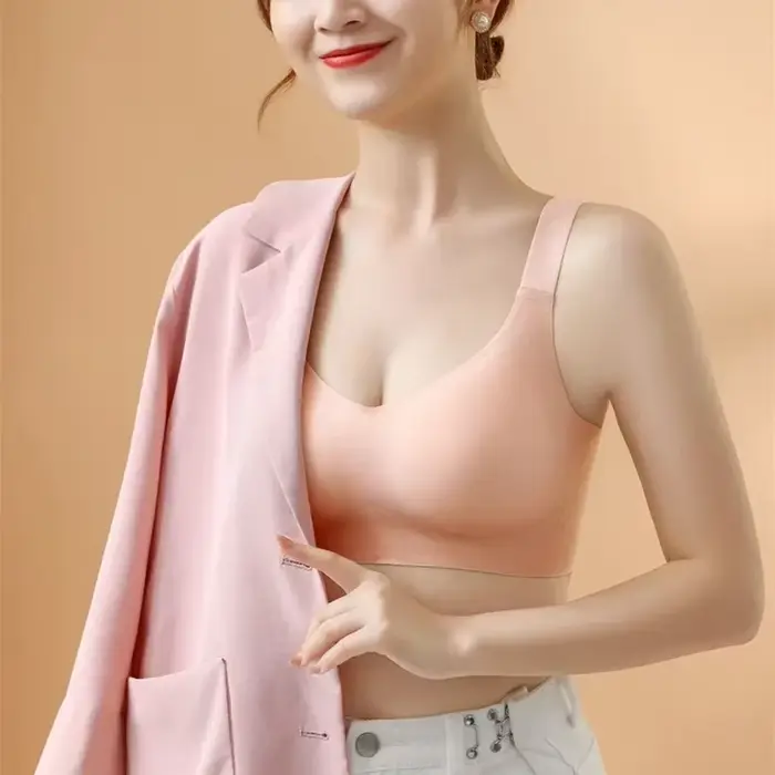 Elegantní push-up podprsenka s hlubokým zádovým výstřihem