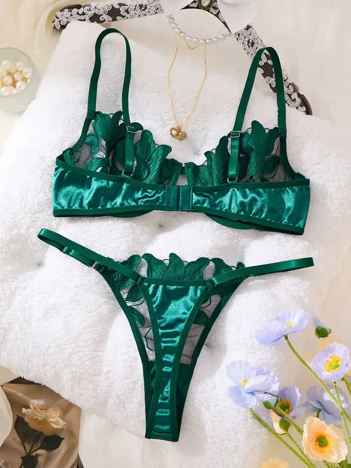 Ensemble de lingerie en dentelle brodée florale de style français vert, soutien-gorge sexy et doux avec armatures, pour la Saint-Valentin ZA824031