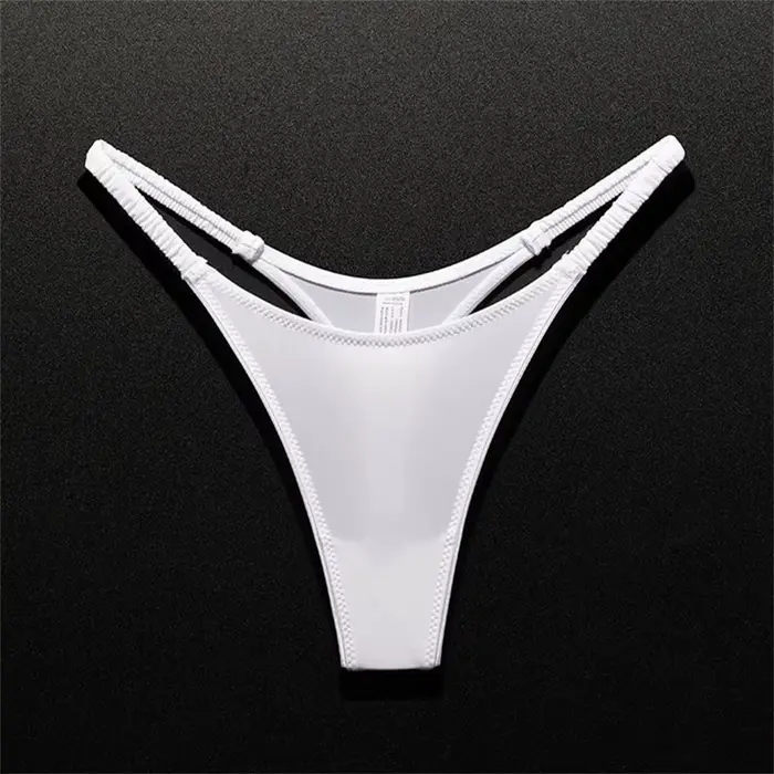 String Sexy en Soie Glacée Fente Haute avec Ceinture Plissée Élastique Culotte de Sport en Forme de V pour Femmes Occasions Spéciales
