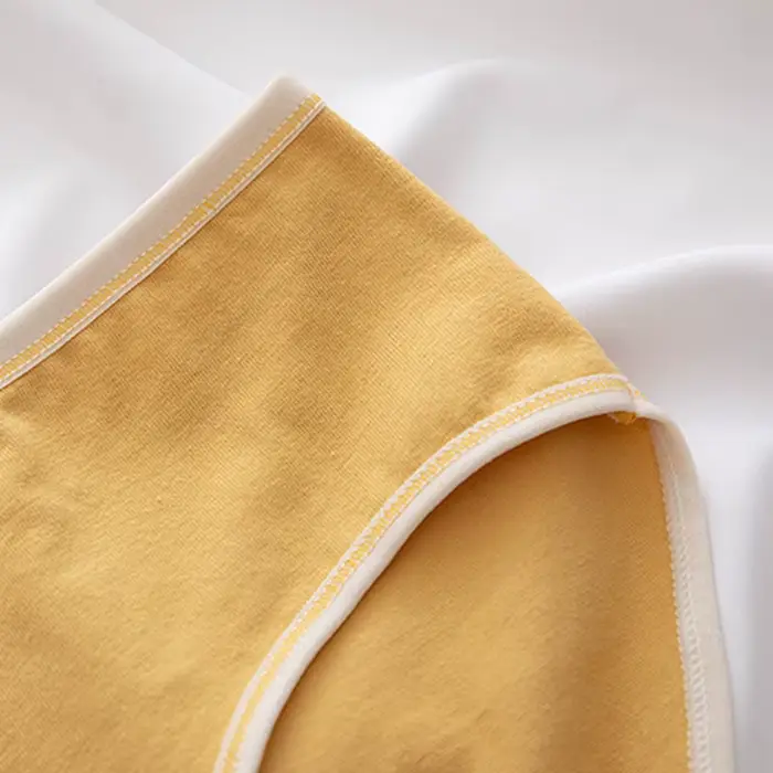 Pletené bavlněné kalhotky pro ženy elegantní a pohodlné každodenní a speciální příležitosti