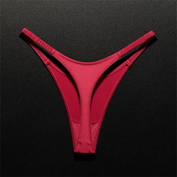 String Sexy en Soie Glacée Fente Haute avec Ceinture Plissée Élastique Culotte de Sport en Forme de V pour Femmes Occasions Spéciales