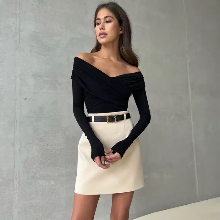 Sexy a elegantní dámské body pro klubový styl a podzimní zimní večery
