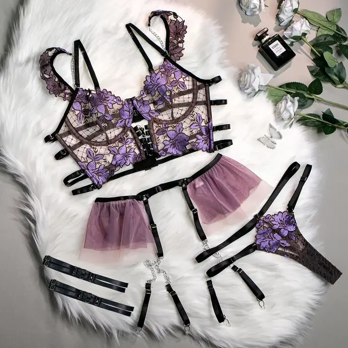 Ensemble de Lingerie érotique pour femmes, sous-vêtements Sexy, soutien-gorge et culotte en dentelle transparente florale, ensembles intimes avec jarretelles, body