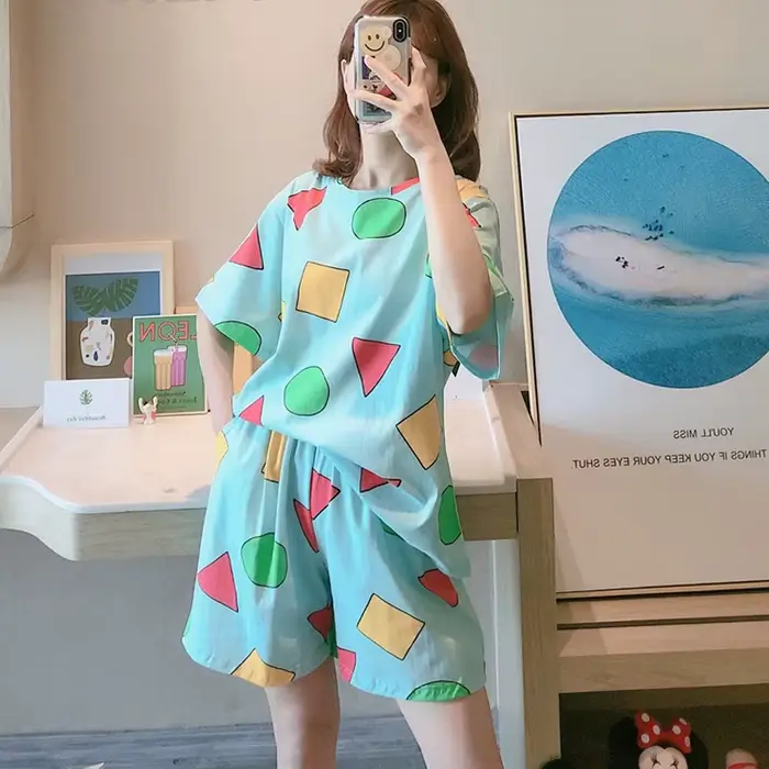 Pyjama Sin Chan pour femmes, vêtements de nuit d'été avec short, ensemble pyjama, vêtements de maison pour femmes, pyjamas Sinchan 2021