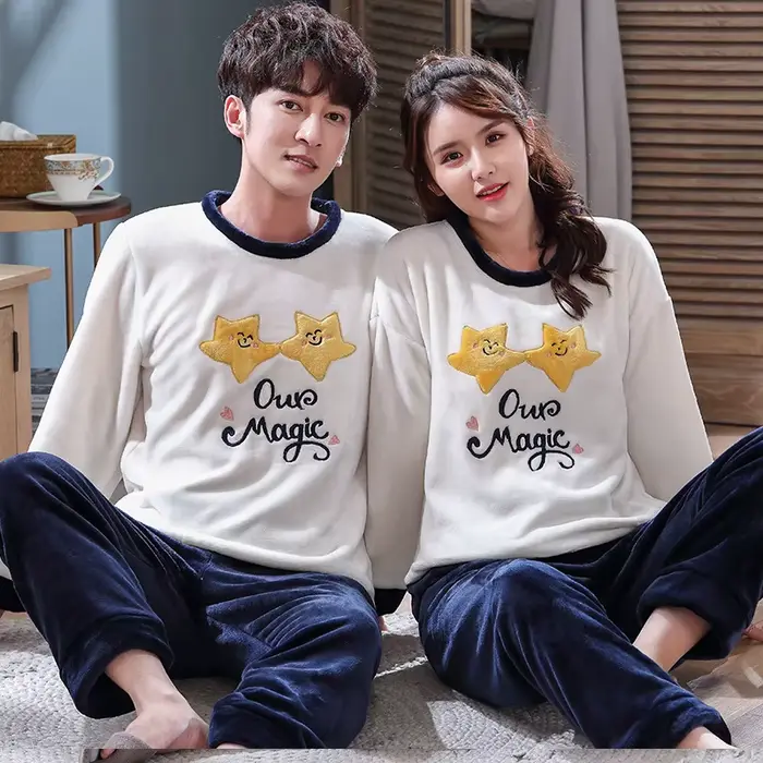 Hiver flanelle Pyjamas ensemble pour femmes homme point Panda dessin animé Pijamas Mujer maison vêtements costumes à manches longues chaud Pyjama vêtements de nuit