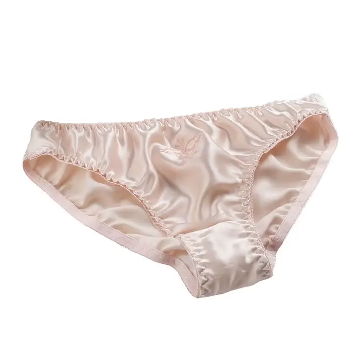 Sous-vetements feminins simples et naturels en soie avec broderie pour femmes occasions speciales confort antibacterien