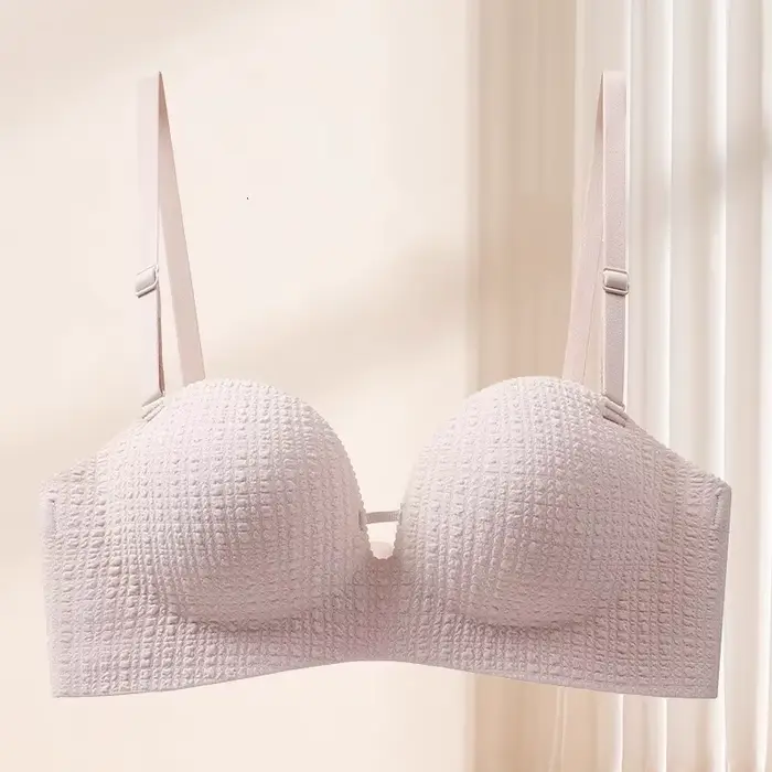 Stylová a pohodlná dámská push-up podprsenka pro malá prsa zvyšující bezdrátový objem a nastavitelný ramínko pro každodenní i speciální příležitosti