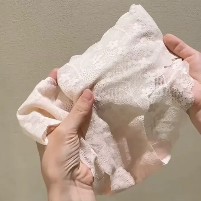 Polyesterové krajkové kalhotky s květinovým vzorem pro pohodlné a elegantní ženy pro různé příležitosti