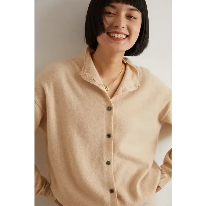 Dámský vlněný cardigan