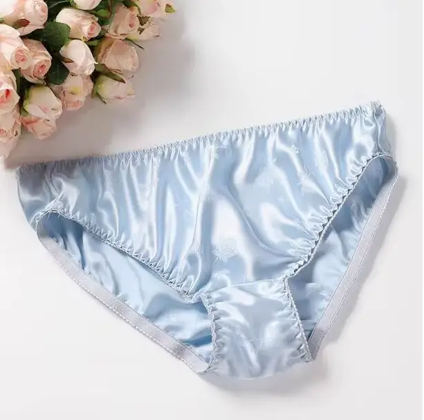 Sous-vetements feminins simples et naturels en soie avec broderie pour femmes occasions speciales confort antibacterien